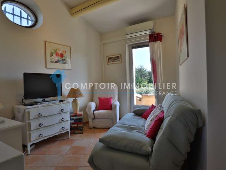 House Apt - 3 bedrooms