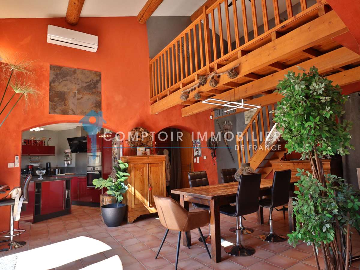 Maison Maubec