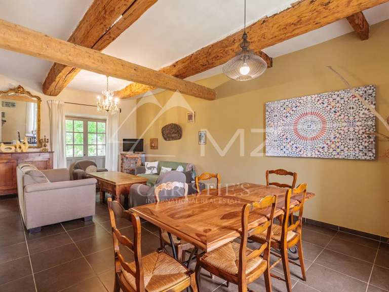 House Arles - 900m²