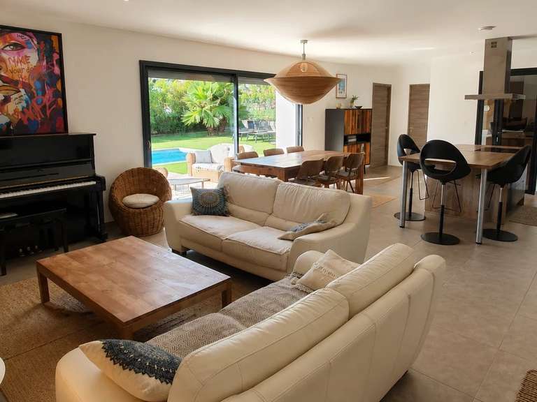 Maison Plan-de-la-Tour - 4 chambres - 125m²