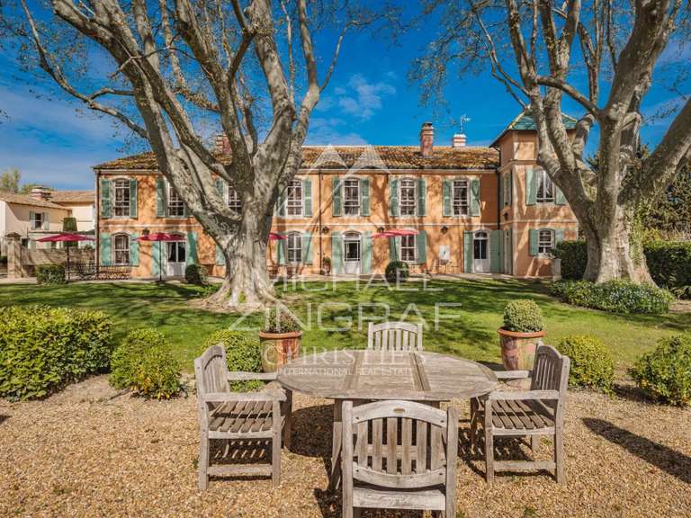 Maison Arles - 13 chambres - 920m²
