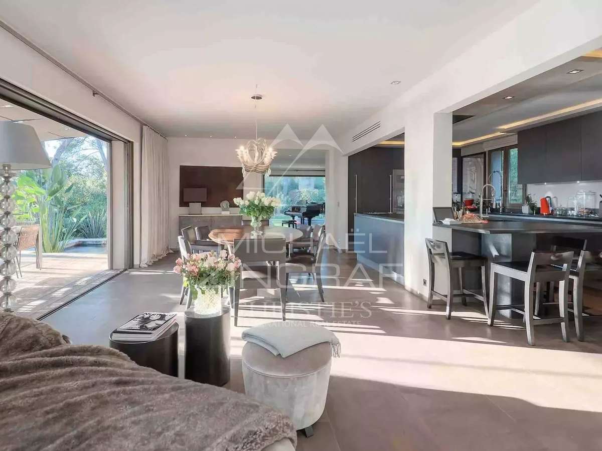 House Mougins