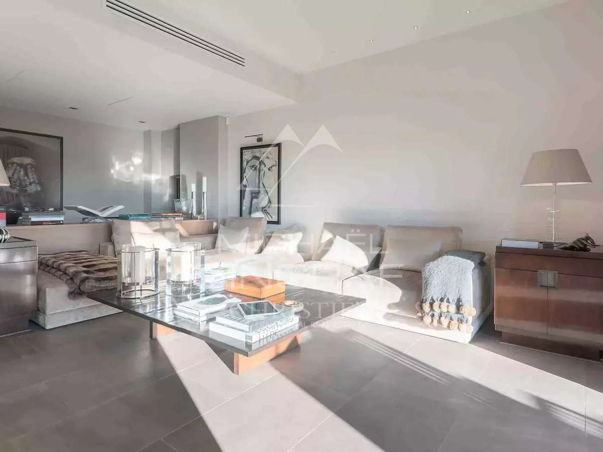 House Mougins
