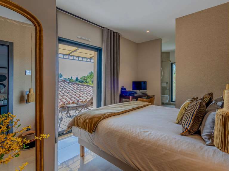 House Lorgues - 4 bedrooms - 240m²