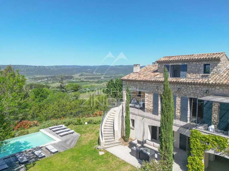 Maison Roussillon - 5 chambres - 267m²