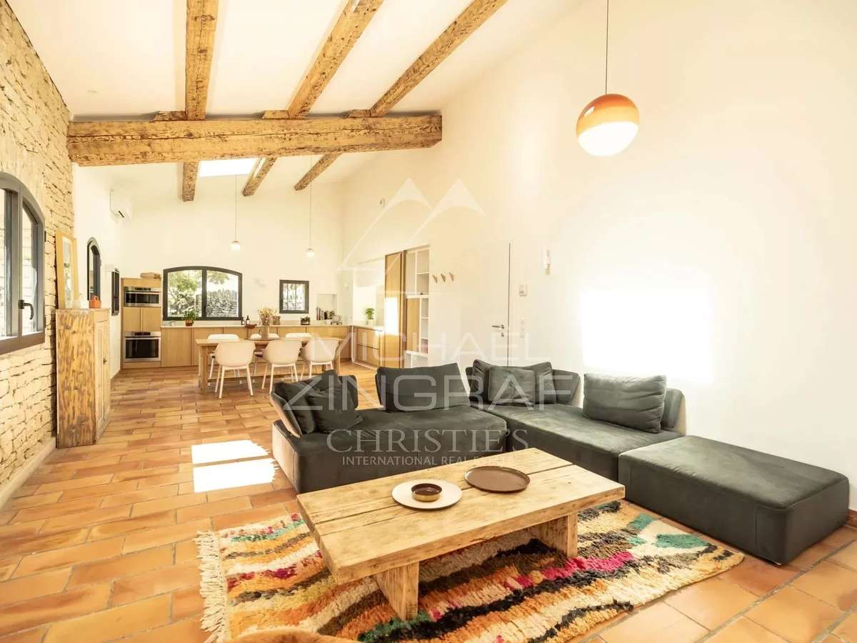 House Gordes