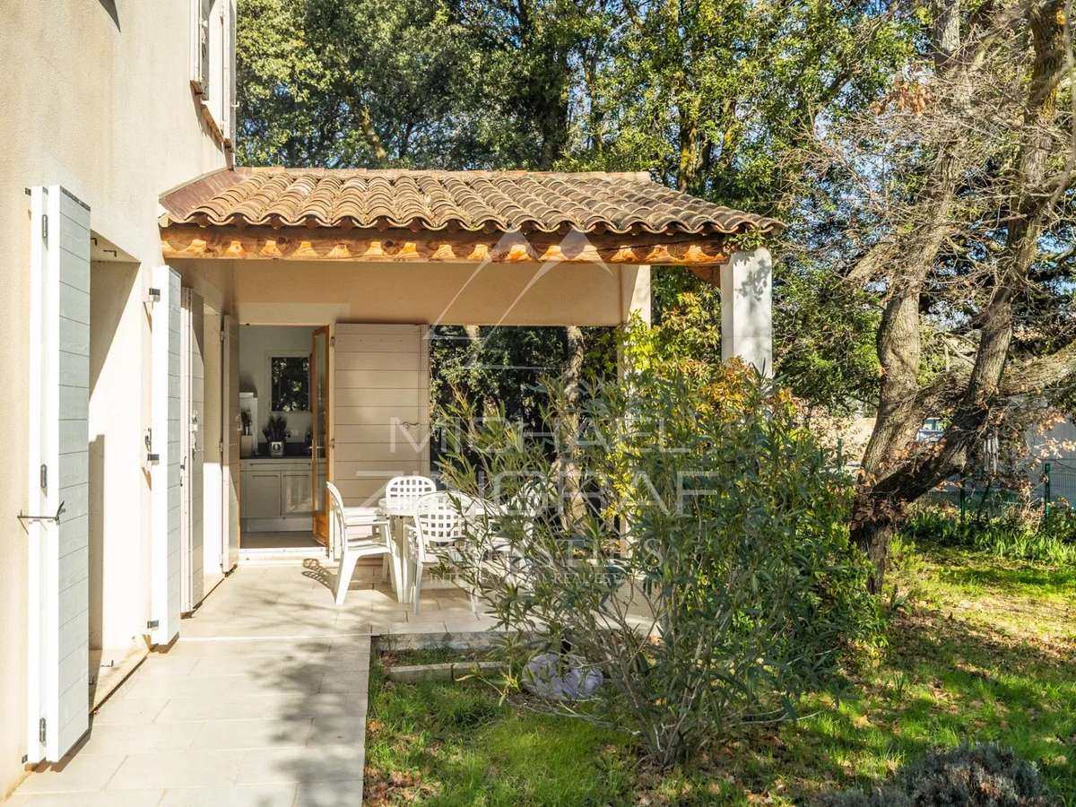 House Cabrières-d'Avignon
