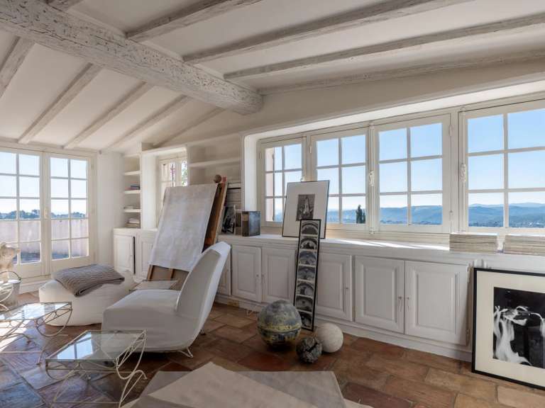 Maison Saint-Paul-de-Vence - 3 chambres - 232m²