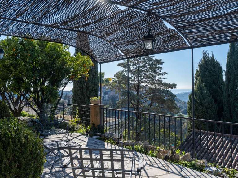 Maison Saint-Paul-de-Vence - 3 chambres - 232m²