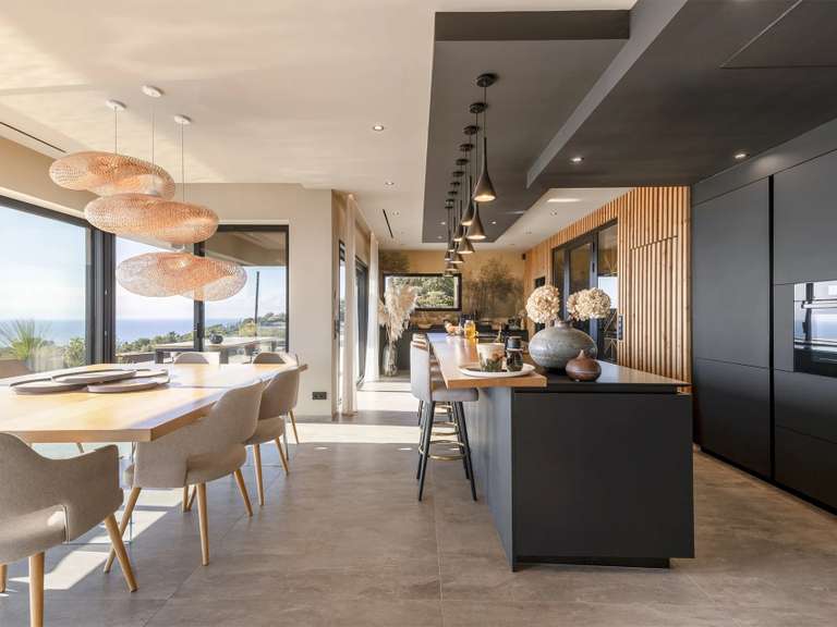 Maison Carqueiranne - 5 chambres - 290m²