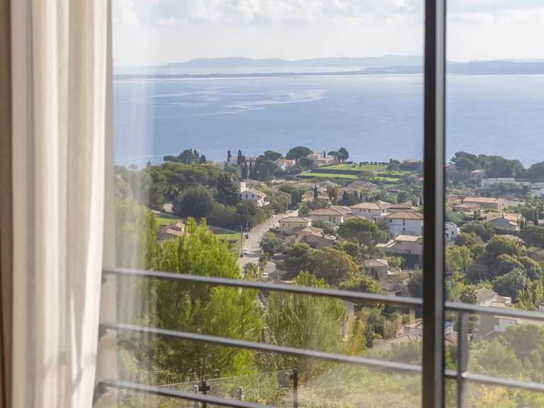 Maison Carqueiranne - 5 chambres - 290m²