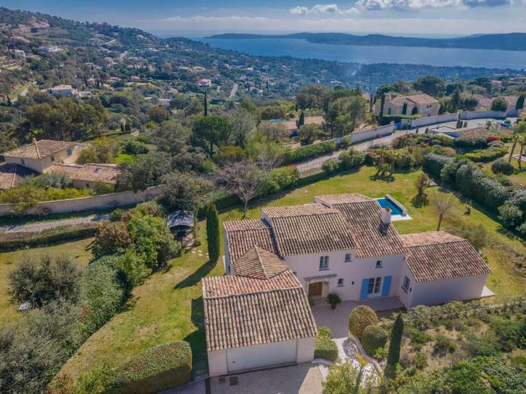 Maison Grimaud - 4 chambres - 220m²
