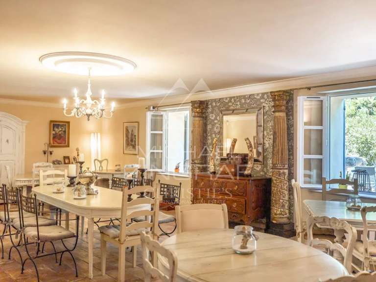House L'Isle-sur-la-Sorgue - 10 bedrooms - 774m²