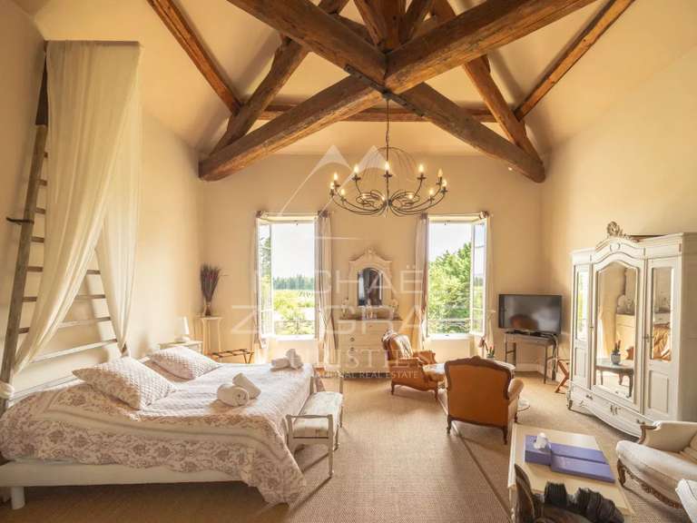 Maison L'Isle-sur-la-Sorgue - 10 chambres - 774m²