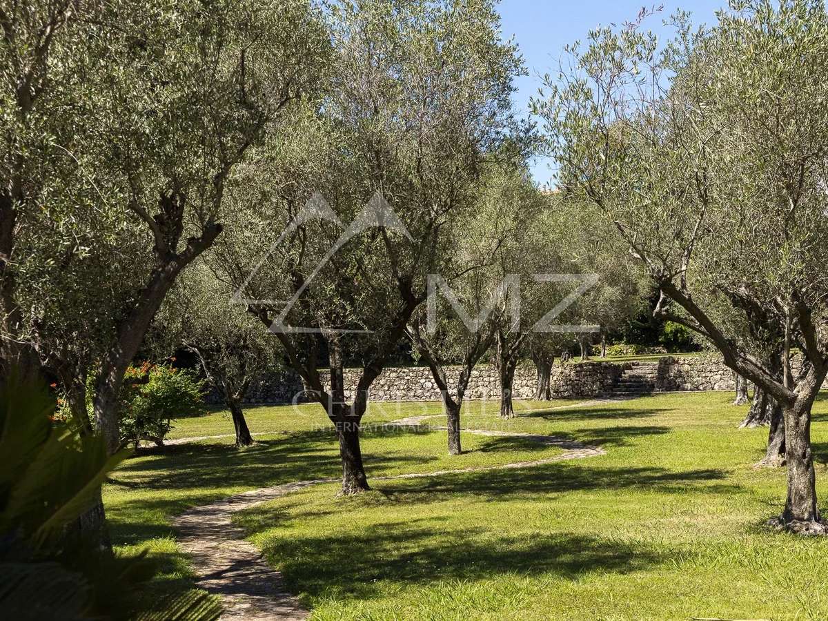 House Mougins