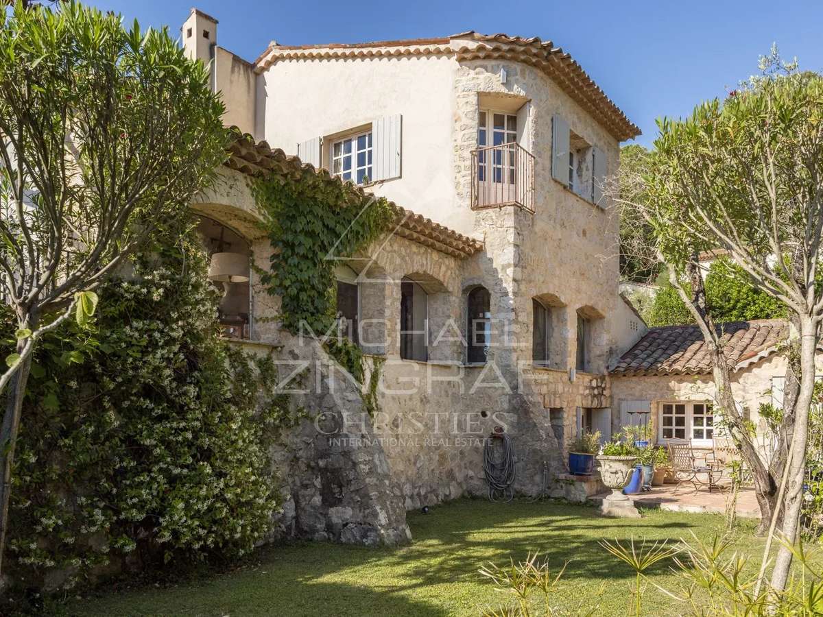 House Mouans-Sartoux