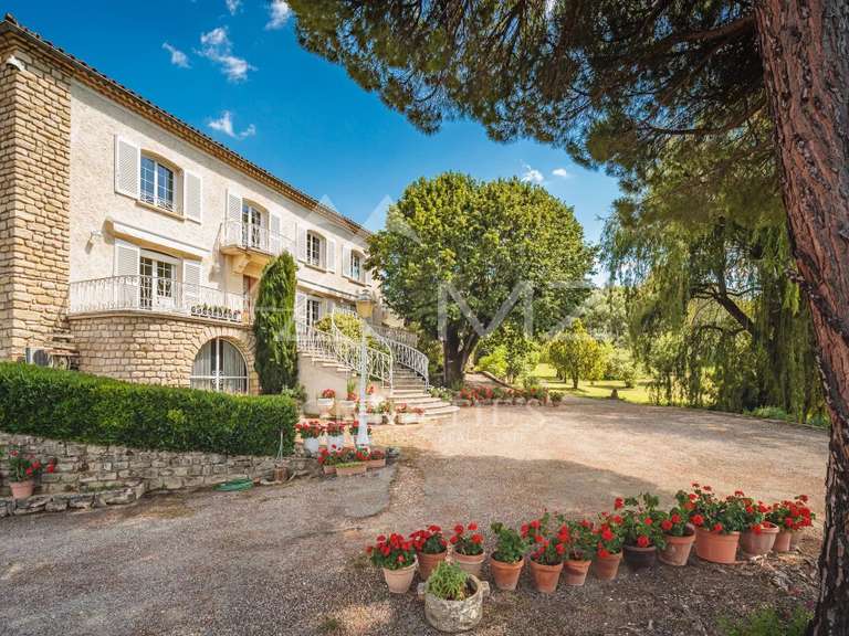 Maison Apt - 6 chambres - 310m²
