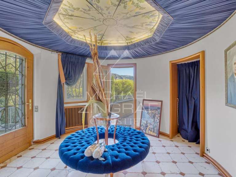 Maison Villefranche-sur-Mer - 6 chambres - 270m²