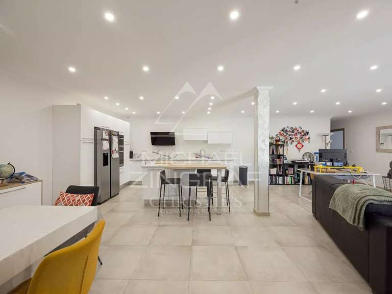 Maison Cagnes-sur-Mer - 5 chambres - 236m²