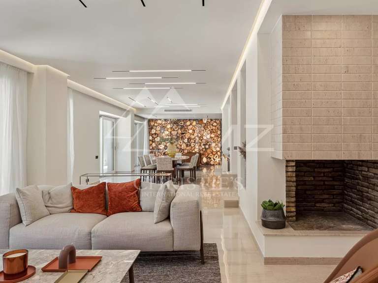 House Saint-Jean-Cap-Ferrat - 5 bedrooms - 400m²