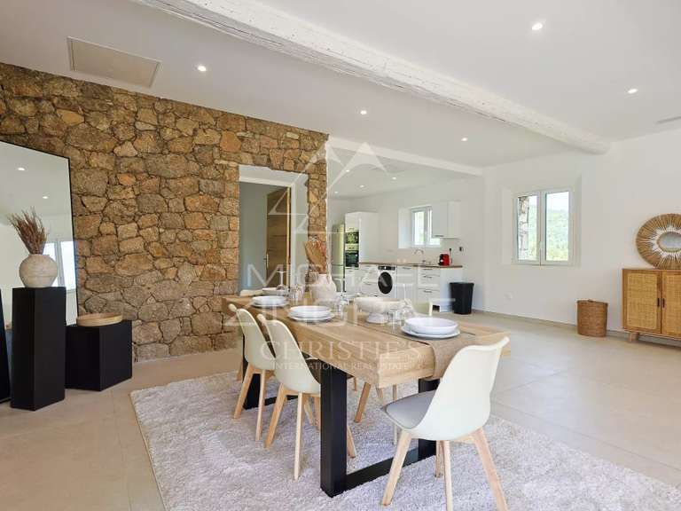 Maison Plan-de-la-Tour - 4 chambres - 193m²