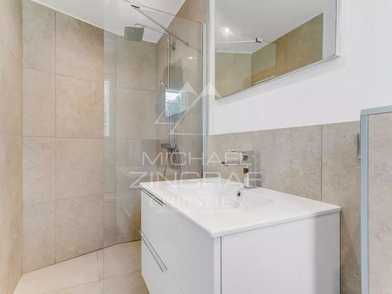 Maison Cavalaire-sur-Mer - 5 chambres - 168m²