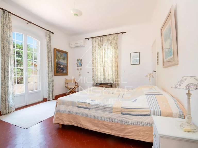 House Sainte-Maxime - 4 bedrooms - 280m²