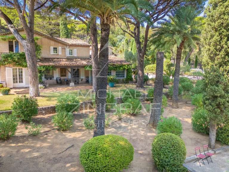 Maison Sainte-Maxime - 4 chambres - 280m²
