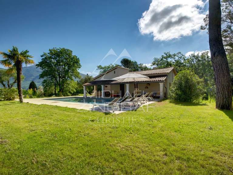 Maison Le Bar-sur-Loup - 10 chambres - 628m²