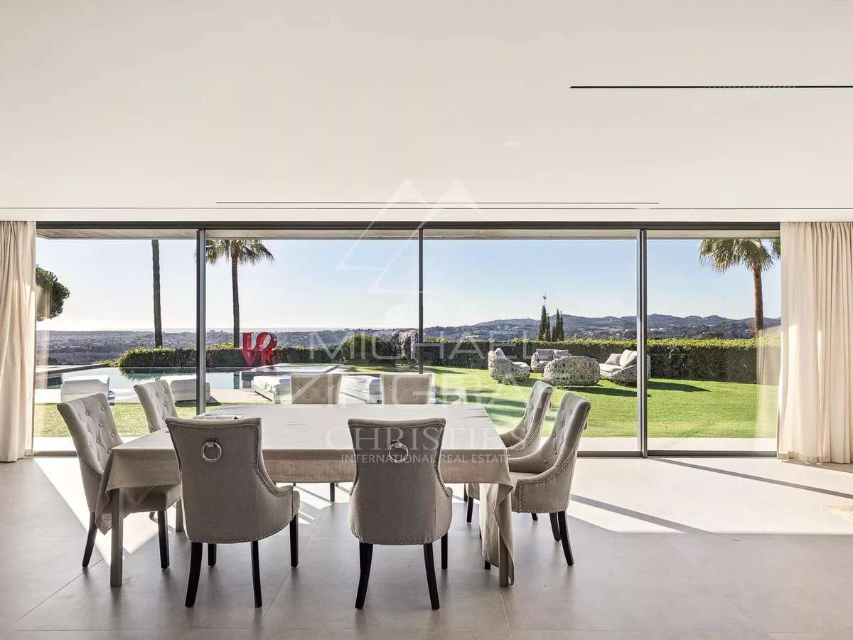 House Villeneuve-Loubet