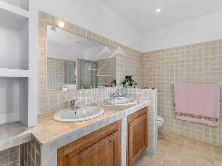 House Grasse - 4 bedrooms - 219m²