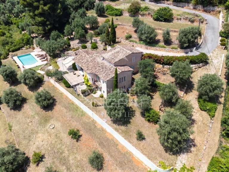 House Grasse - 4 bedrooms - 219m²