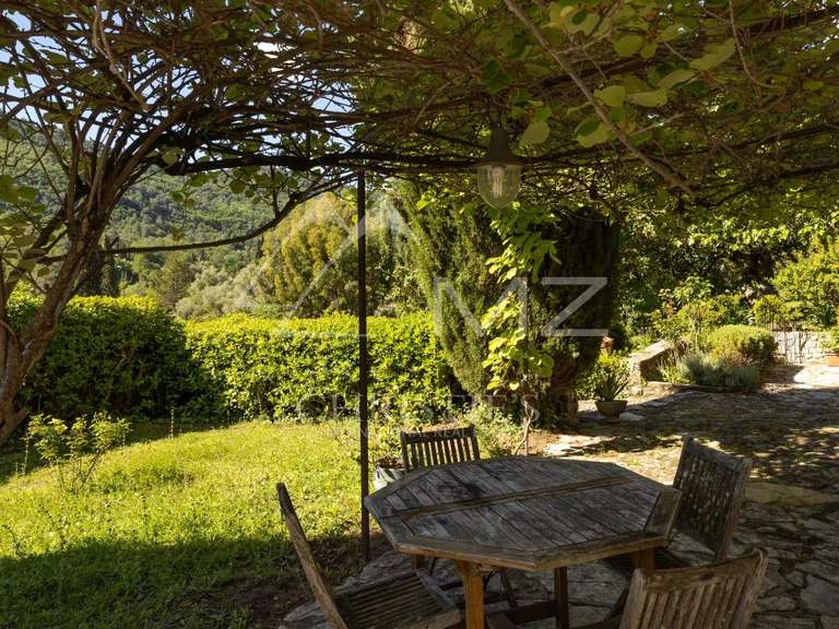 Maison Le Bar-sur-Loup - 4 chambres - 182m²