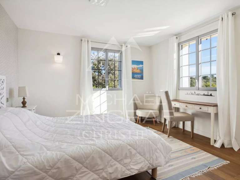 Maison Roquefort-les-Pins - 6 chambres