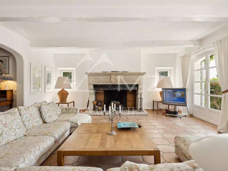 Maison Saint-Vallier-de-Thiey - 6 chambres - 293m²