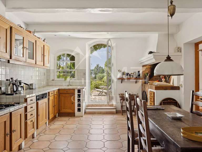 Maison Saint-Vallier-de-Thiey - 6 chambres - 293m²