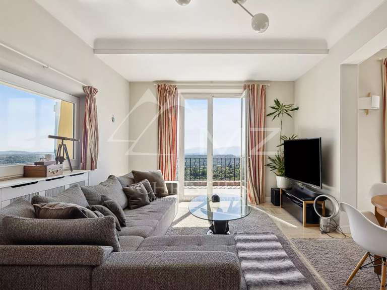 Maison Châteauneuf-Grasse - 5 chambres - 205m²