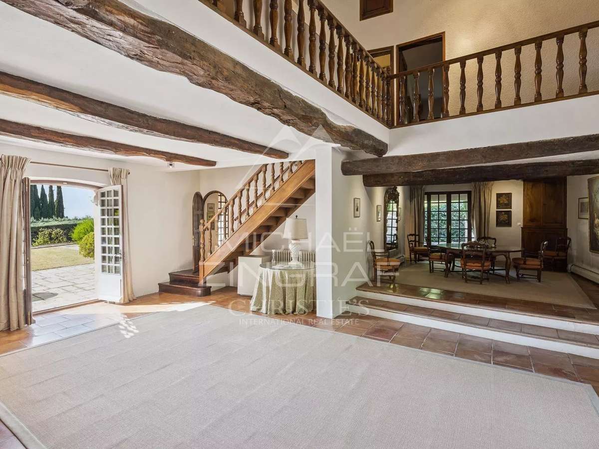 Maison Aups