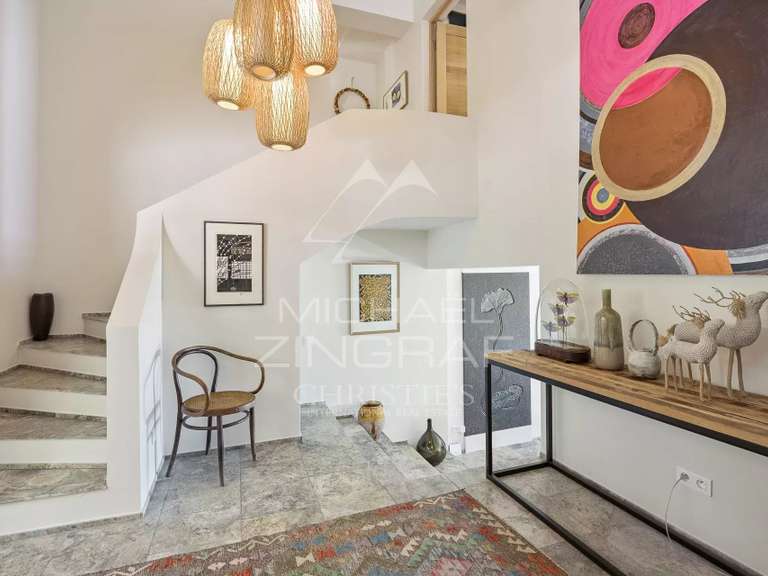 Maison Châteauneuf-Grasse - 5 chambres - 250m²