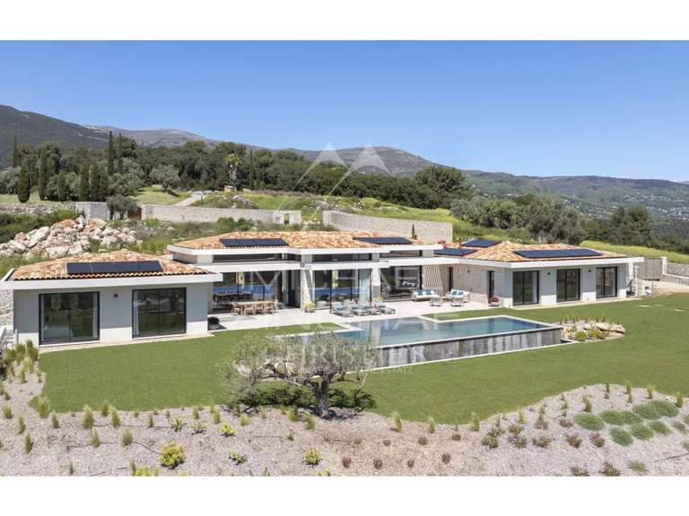 Maison Roquefort-les-Pins - 7 chambres - 480m²