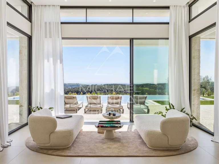 Maison Roquefort-les-Pins - 7 chambres - 480m²