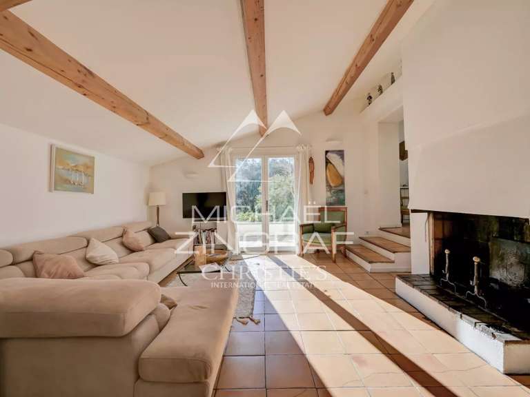 House Rognes - 5 bedrooms - 168m²