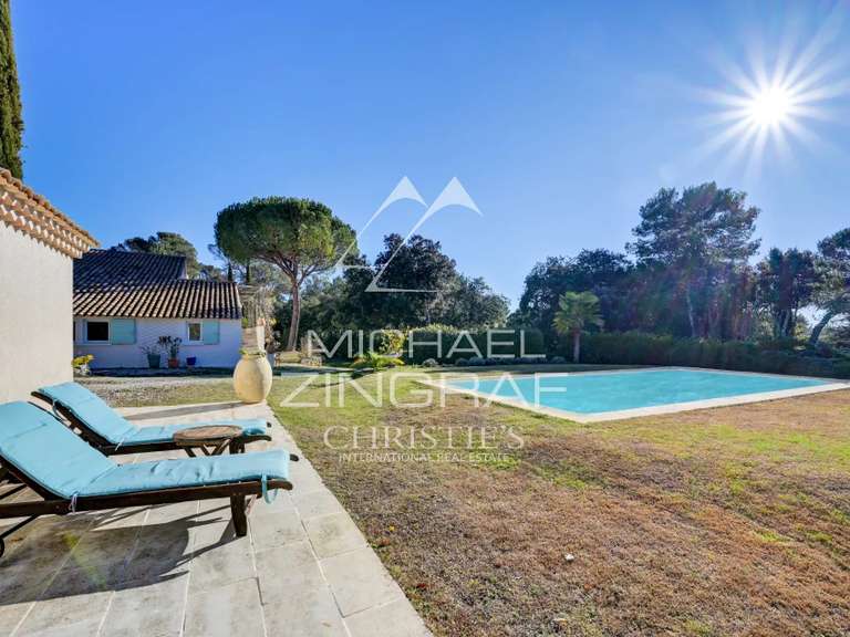 Maison Rognes - 5 chambres - 168m²
