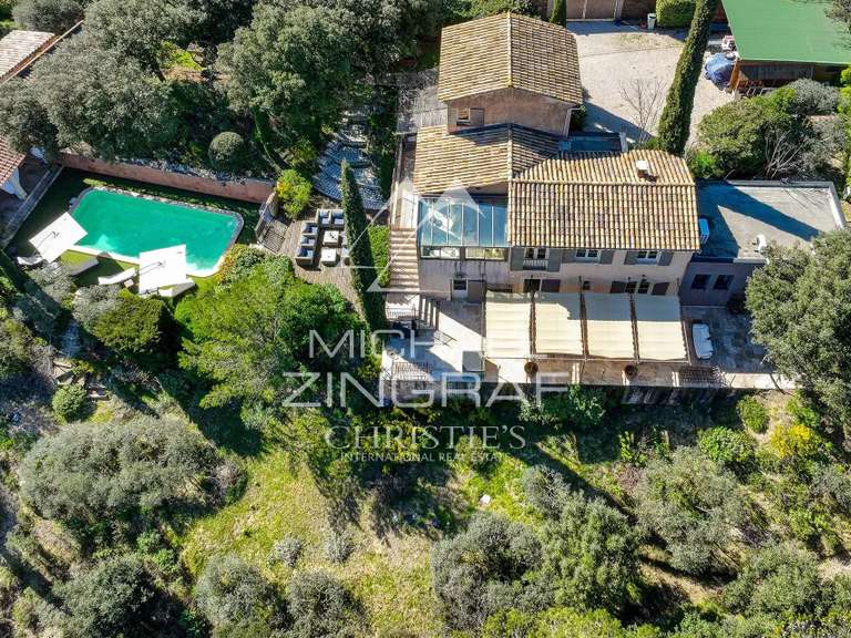 House Puget - 4 bedrooms - 196m²
