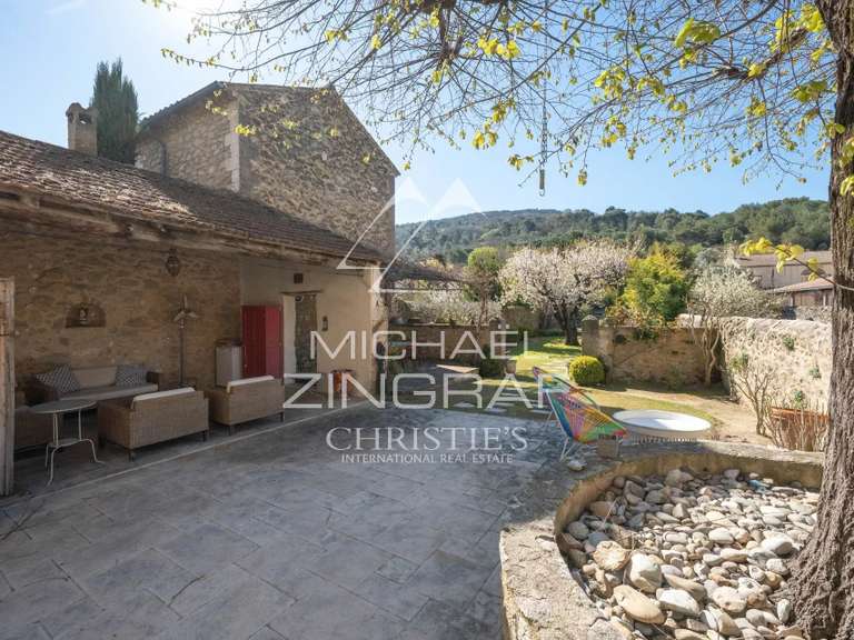 Maison Alleins - 7 chambres - 340m²