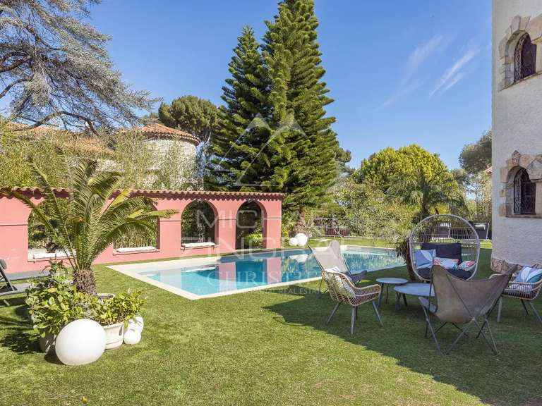 Maison Cap-d-antibes - 4 chambres - 162m²