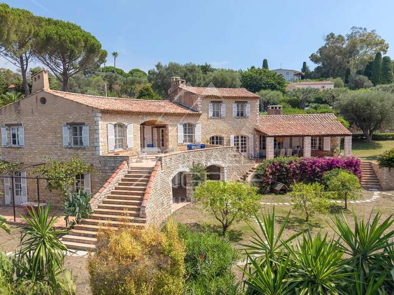 Maison avec Vue sur mer Cap-d-antibes - 6 chambres - 240m²