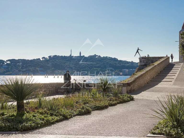 Maison Antibes - 2 chambres - 76m²