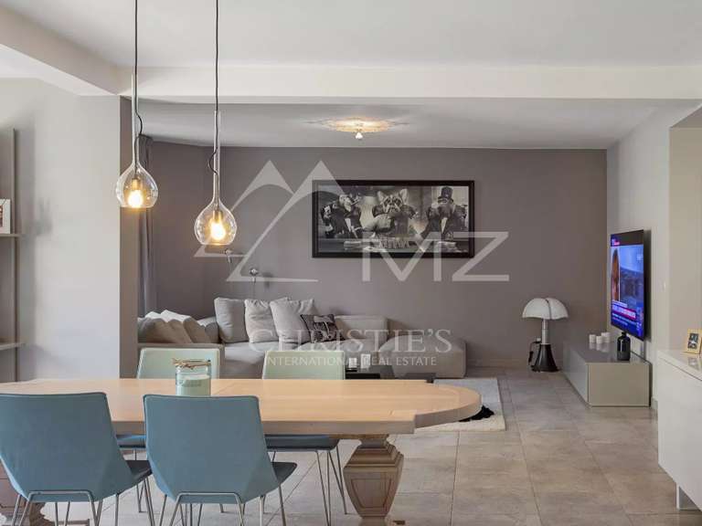 Maison Juan-les-pins - 5 chambres - 202m²