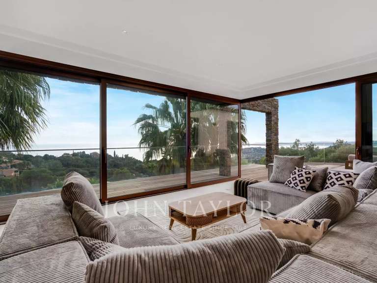 Maison Sainte-Maxime - 7 chambres - 330m²